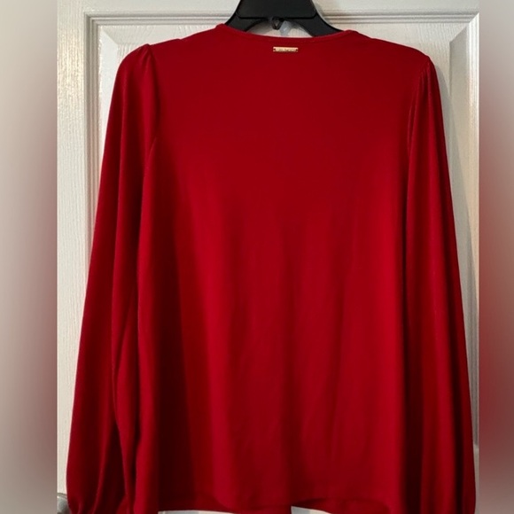 NWOT Michael Michael Kors Red Keyhole
Stretch Blouse. Size Medium - Picture 2 of 2